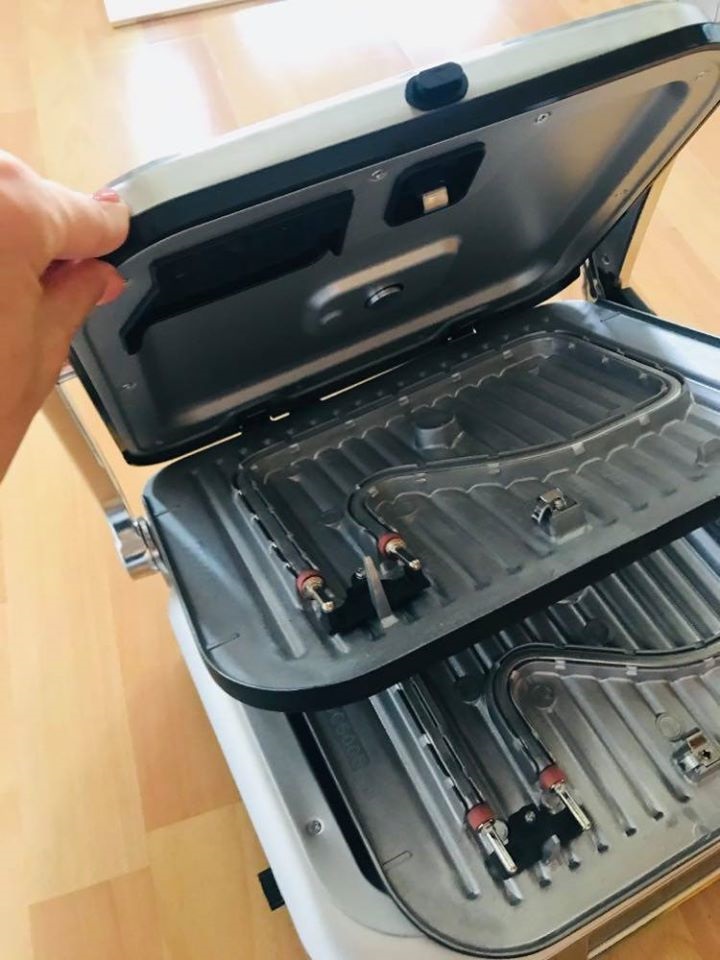 Sklon horní desky grilu